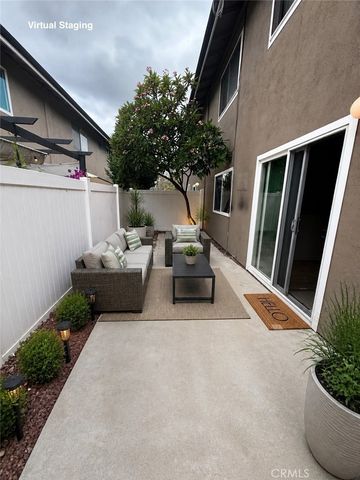 660 Glassell Street 19, Orange, CA 92866
