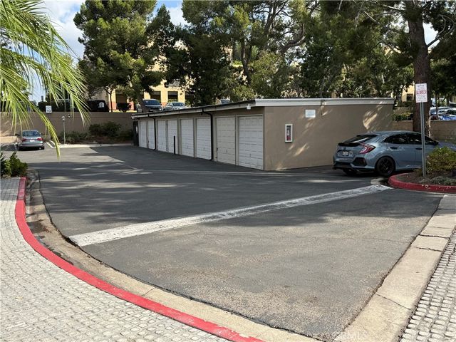 660 Glassell Street 19, Orange, CA 92866
