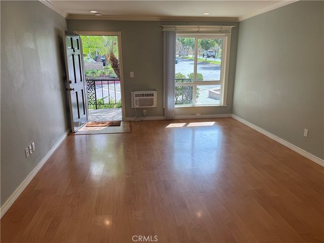 660 Glassell Street 19, Orange, CA 92866