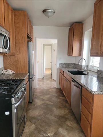 13203 Isis, Hawthorne, CA 90250