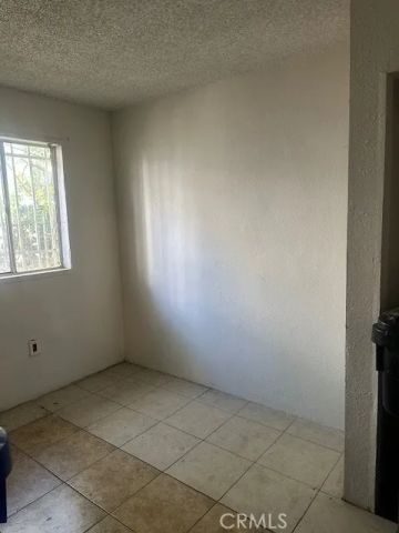 933 N Mountain View, San Bernardino, CA 92410