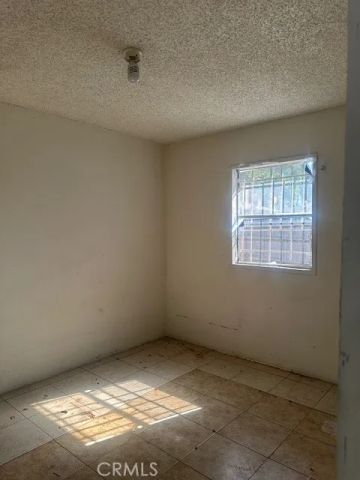 933 N Mountain View, San Bernardino, CA 92410