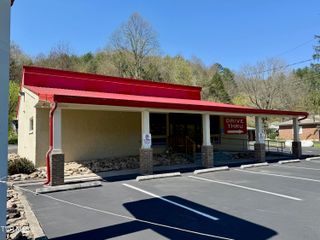 11231 Indian Creek Road, Pound, VA 24279