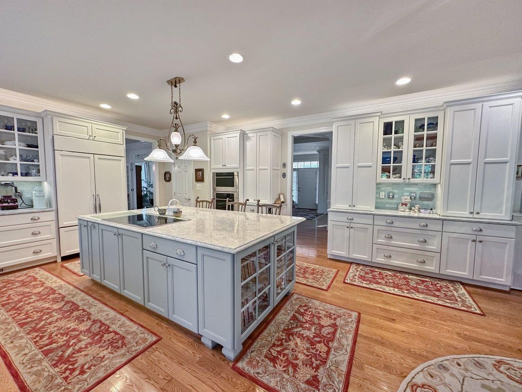 Image 18 of property listing at 8201 GREEN ICE DR, Pasadena, MD 21122