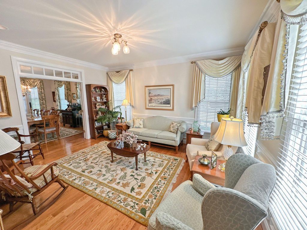 Image 33 of property listing at 8201 GREEN ICE DR, Pasadena, MD 21122