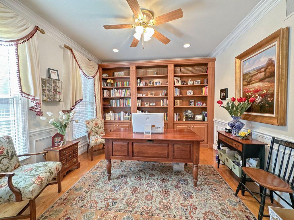 Image 36 of property listing at 8201 GREEN ICE DR, Pasadena, MD 21122