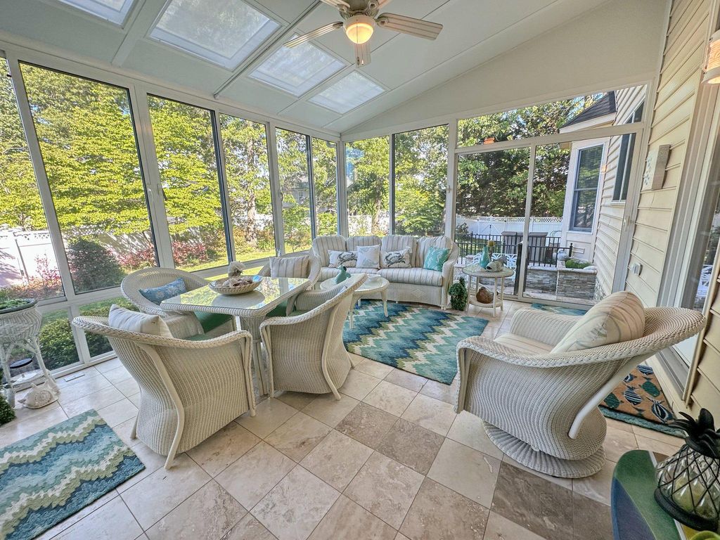 Image 38 of property listing at 8201 GREEN ICE DR, Pasadena, MD 21122