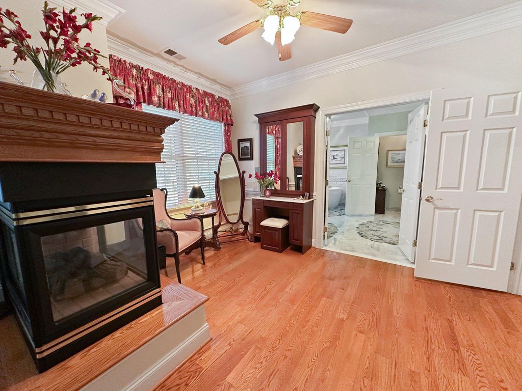 Image 46 of property listing at 8201 GREEN ICE DR, Pasadena, MD 21122