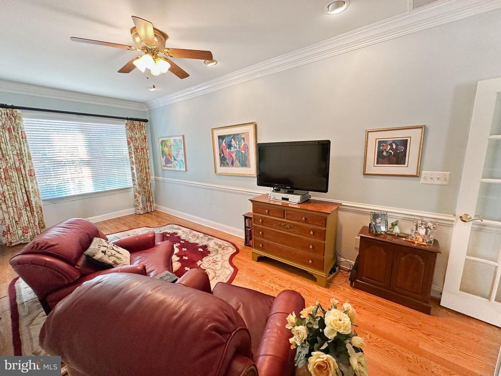 Image 54 of property listing at 8201 GREEN ICE DR, Pasadena, MD 21122