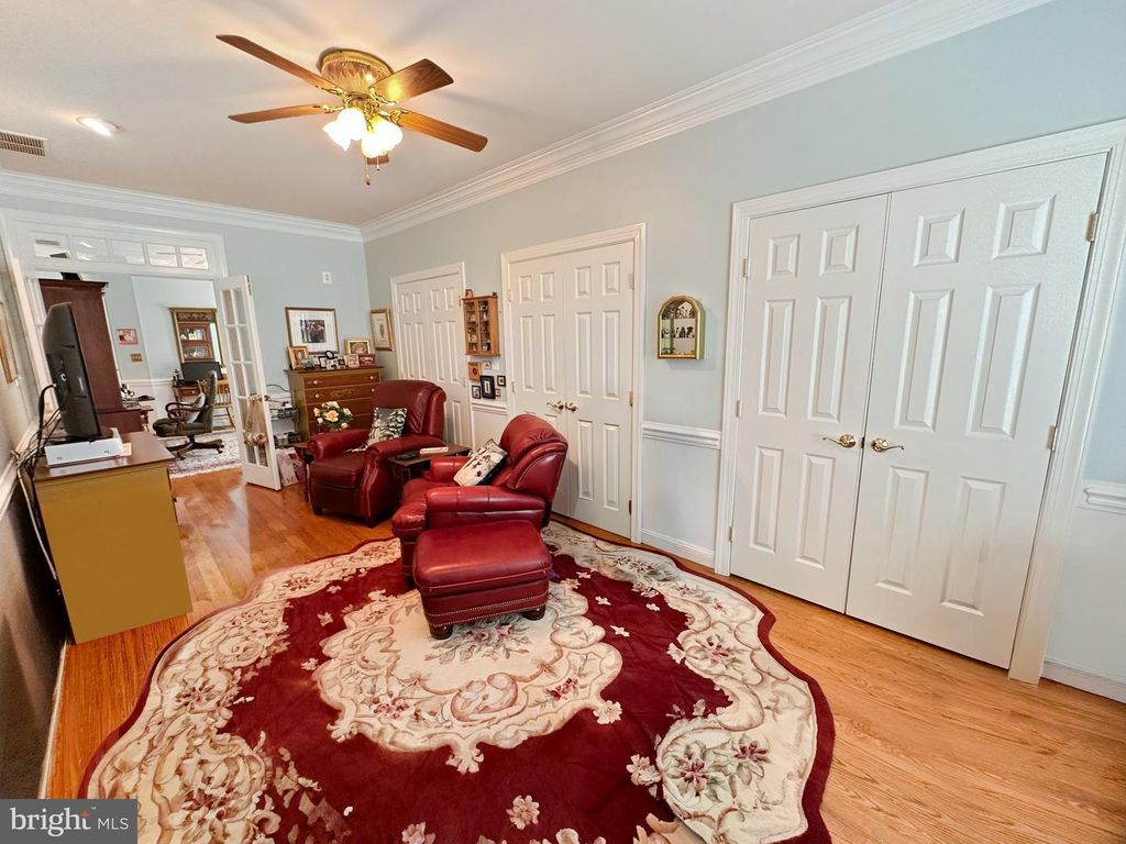 Image 55 of property listing at 8201 GREEN ICE DR, Pasadena, MD 21122