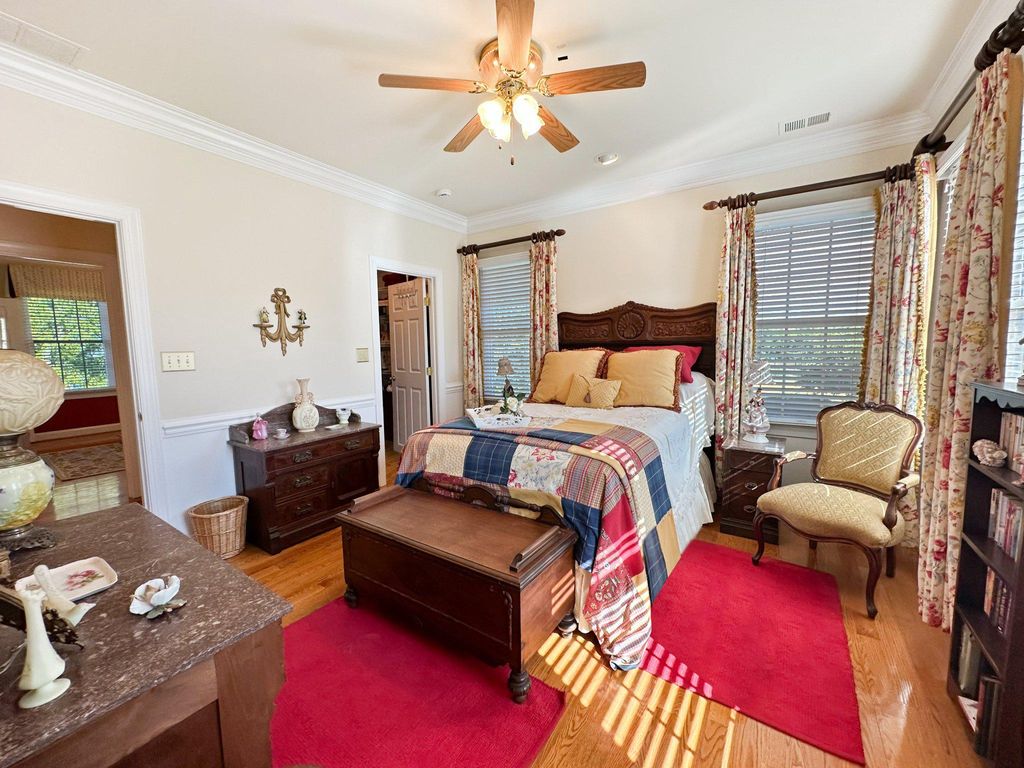 Image 60 of property listing at 8201 GREEN ICE DR, Pasadena, MD 21122