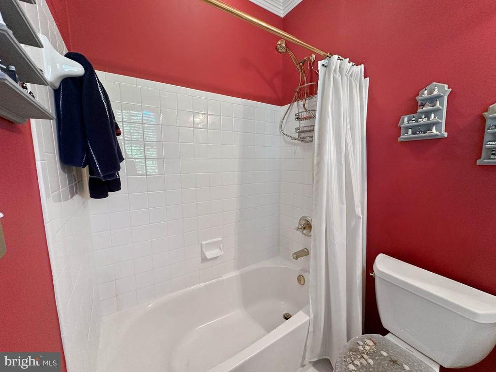 Image 64 of property listing at 8201 GREEN ICE DR, Pasadena, MD 21122