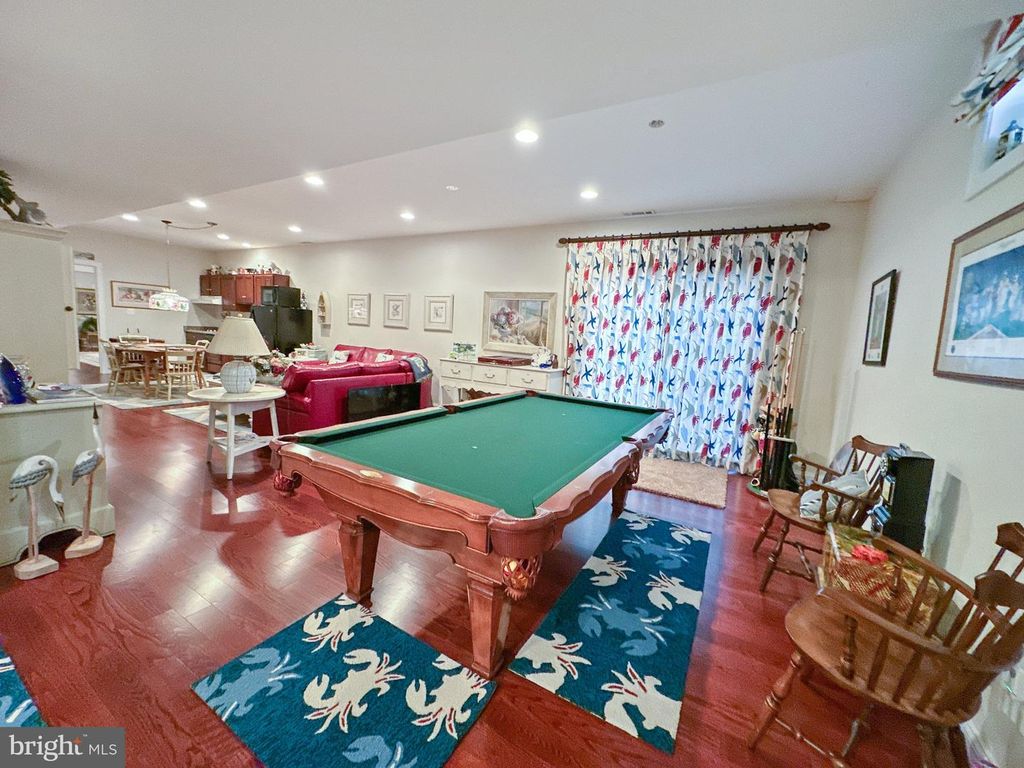 Image 72 of property listing at 8201 GREEN ICE DR, Pasadena, MD 21122