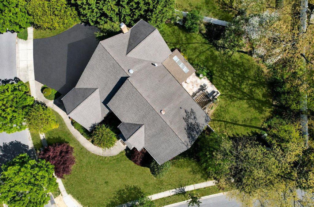 Image 91 of property listing at 8201 GREEN ICE DR, Pasadena, MD 21122