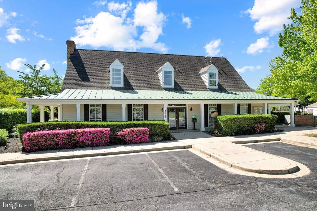 Image 95 of property listing at 8201 GREEN ICE DR, Pasadena, MD 21122