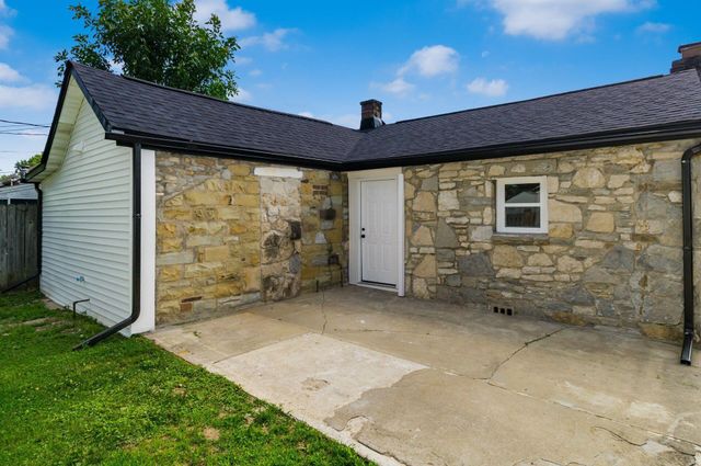335 Woodlawn Avenue, Columbus, OH 43228