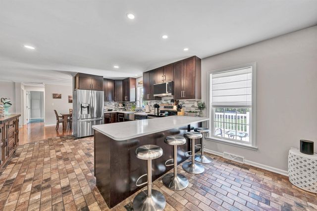 414 Mallard Cove RD, Moneta, VA 24121