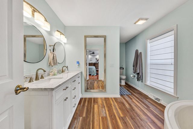 414 Mallard Cove RD, Moneta, VA 24121