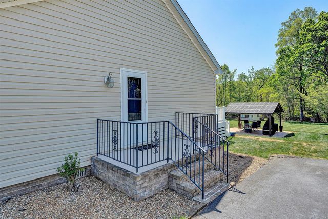 414 Mallard Cove RD, Moneta, VA 24121
