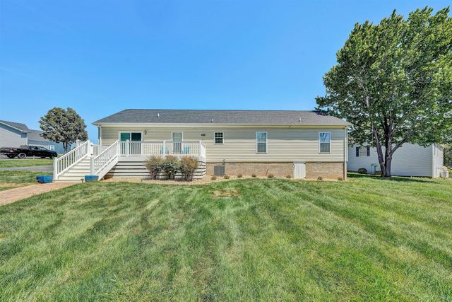 414 Mallard Cove RD, Moneta, VA 24121