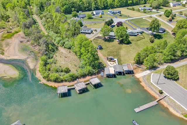 414 Mallard Cove RD, Moneta, VA 24121