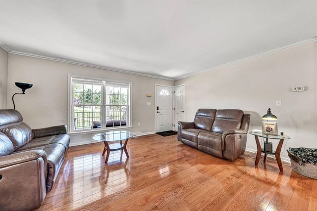 414 Mallard Cove RD, Moneta, VA 24121