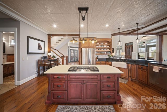 29 Bonnie Brae Drive, Weaverville, NC 28787