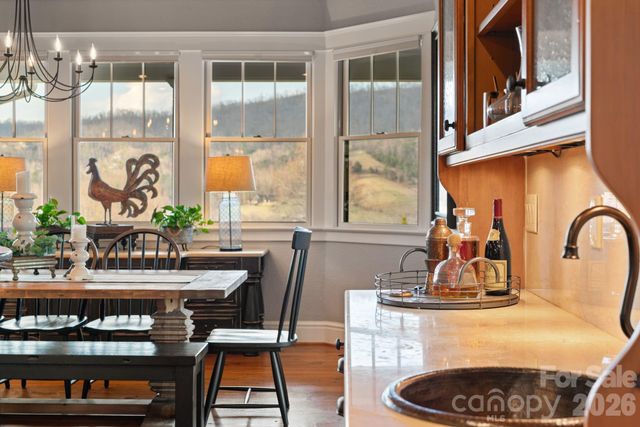 29 Bonnie Brae Drive, Weaverville, NC 28787