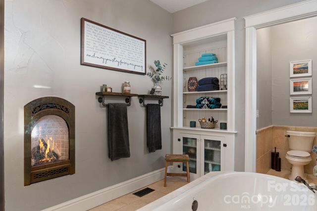 29 Bonnie Brae Drive, Weaverville, NC 28787