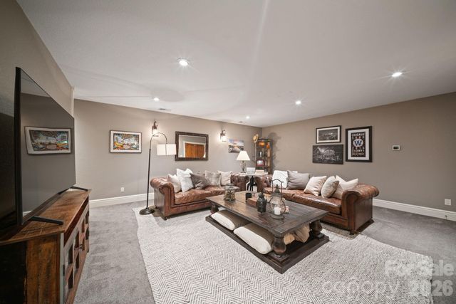 29 Bonnie Brae Drive, Weaverville, NC 28787