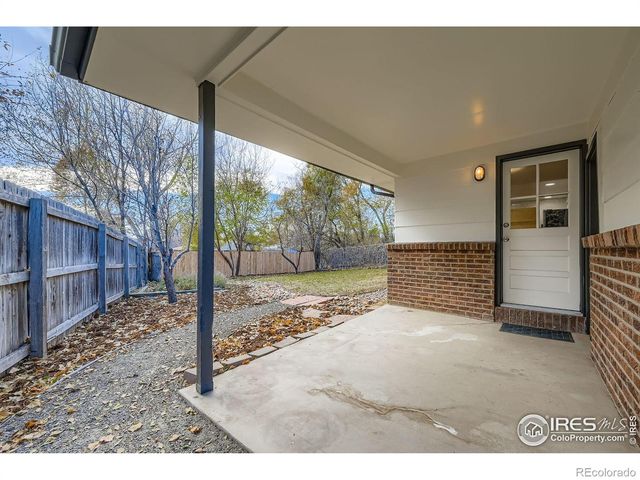 727 Hubbard Drive, Longmont, CO 80504