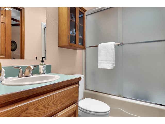 3023 ASHLEY Loop, Eugene, OR 97405