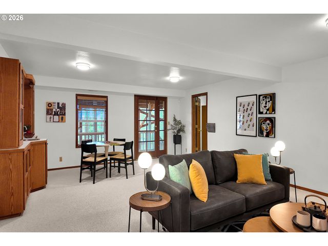 3023 ASHLEY Loop, Eugene, OR 97405