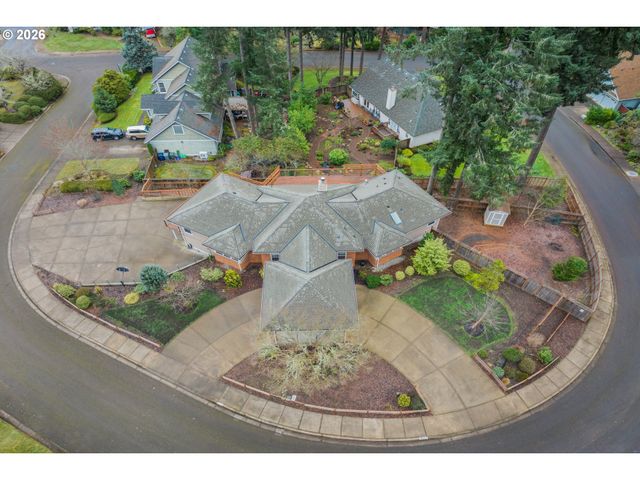 3023 ASHLEY Loop, Eugene, OR 97405