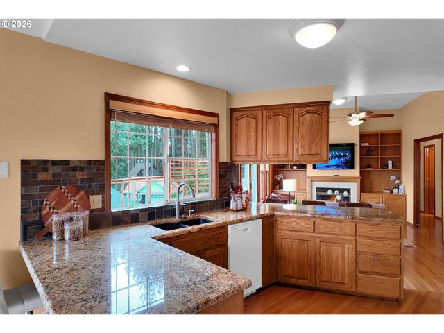 3023 ASHLEY Loop, Eugene, OR 97405