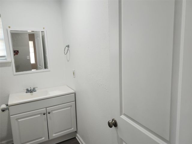 103 Super Street, Houston, TX 77011