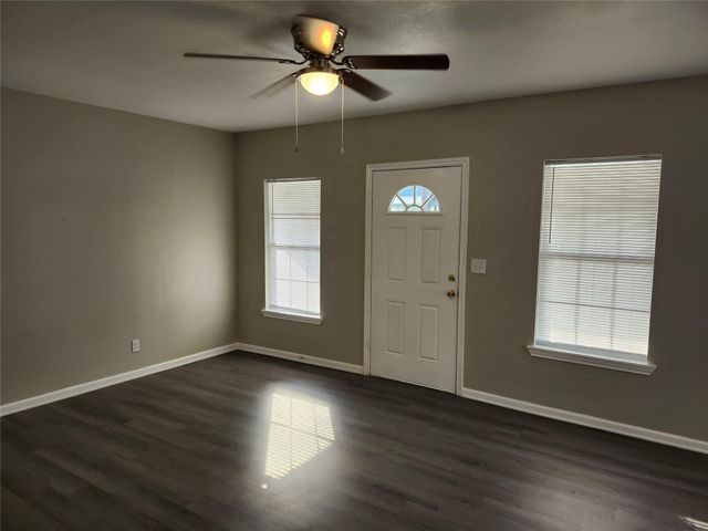 103 Super Street, Houston, TX 77011