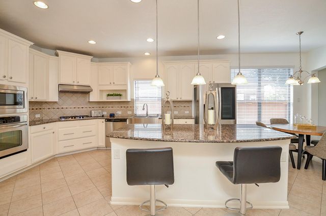 614 Coggins Point Way, Sugar Land, TX 77479