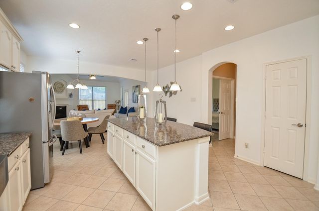 614 Coggins Point Way, Sugar Land, TX 77479