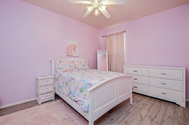 614 Coggins Point Way, Sugar Land, TX 77479