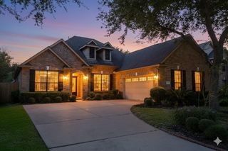 614 Coggins Point Way, Sugar Land, TX 77479