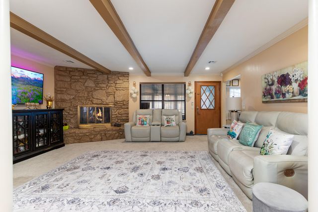 1618 Camelot Place, Miami, OK 74354