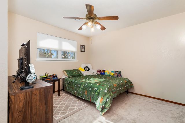 1618 Camelot Place, Miami, OK 74354