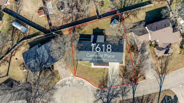 1618 Camelot Place, Miami, OK 74354