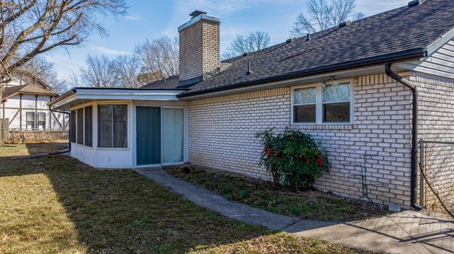 1618 Camelot Place, Miami, OK 74354