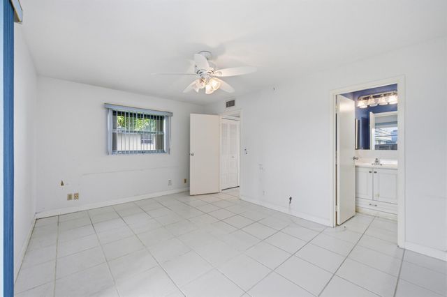 34 Waterford B, Delray Beach, FL 33446