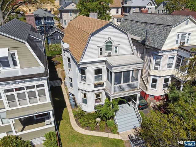 194 Hillside Avenue, Glen Ridge, NJ 07028