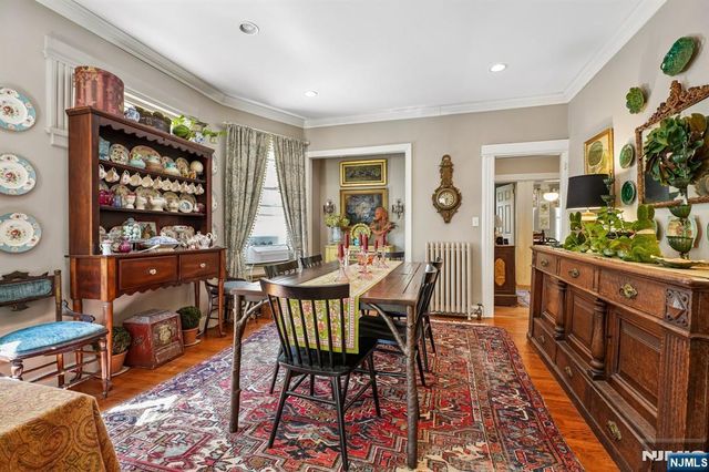 194 Hillside Avenue, Glen Ridge, NJ 07028