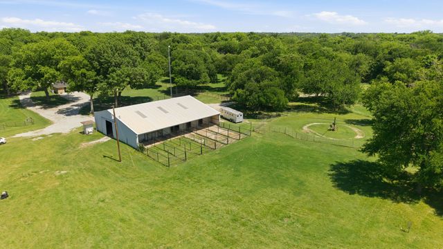 145 Indian Trail, Decatur, TX 76234