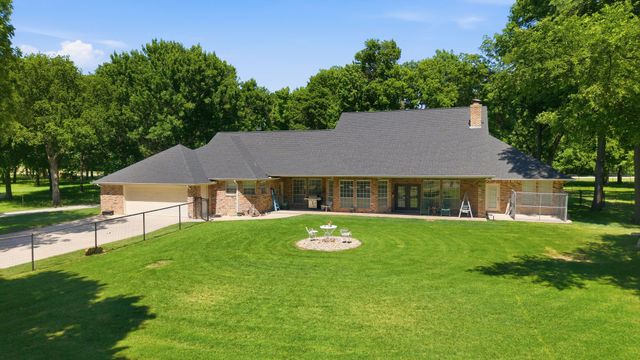 145 Indian Trail, Decatur, TX 76234